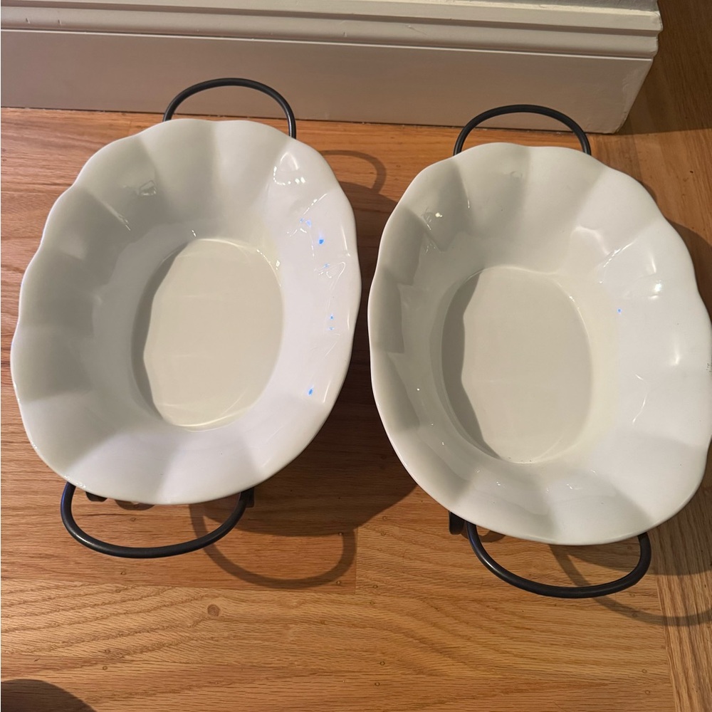 EUC Stoneware Serving Bowl + Stand | Set of 2